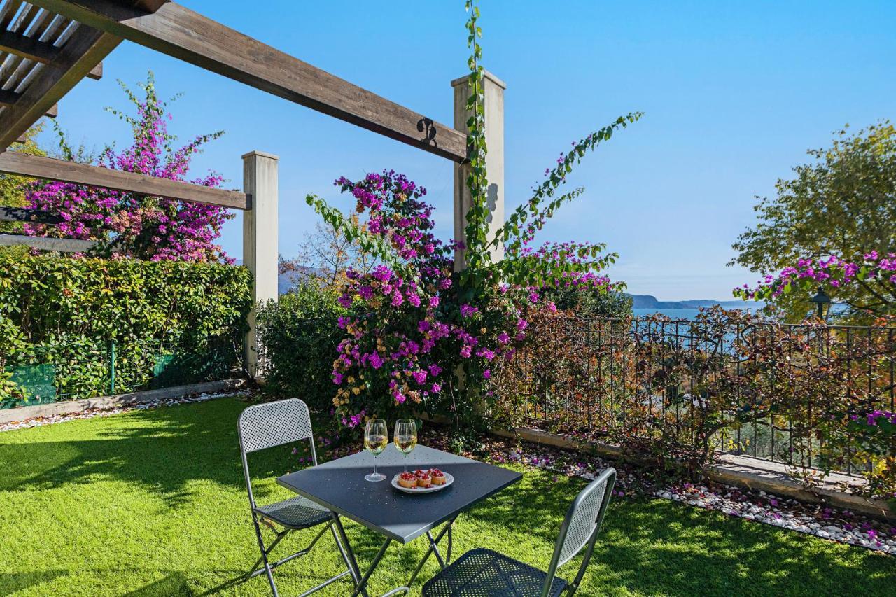La Bouganville P1-1 Apartment By Wonderful Italy Тосколано-Мадерно Екстер'єр фото